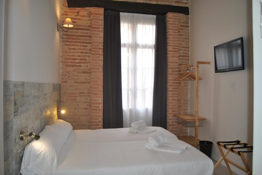 Sweet Otel Valencia Bagian luar foto