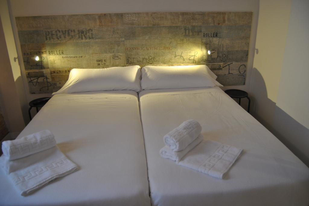Sweet Otel Valencia Ruang foto