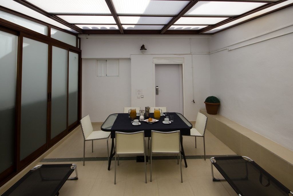 Sweet Otel Valencia Bagian luar foto