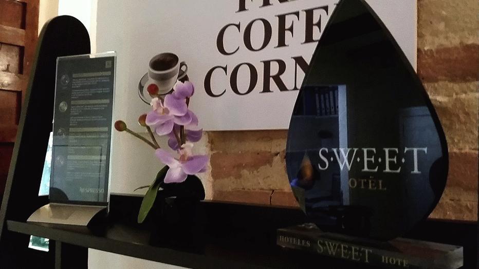 Sweet Otel Valencia Bagian luar foto